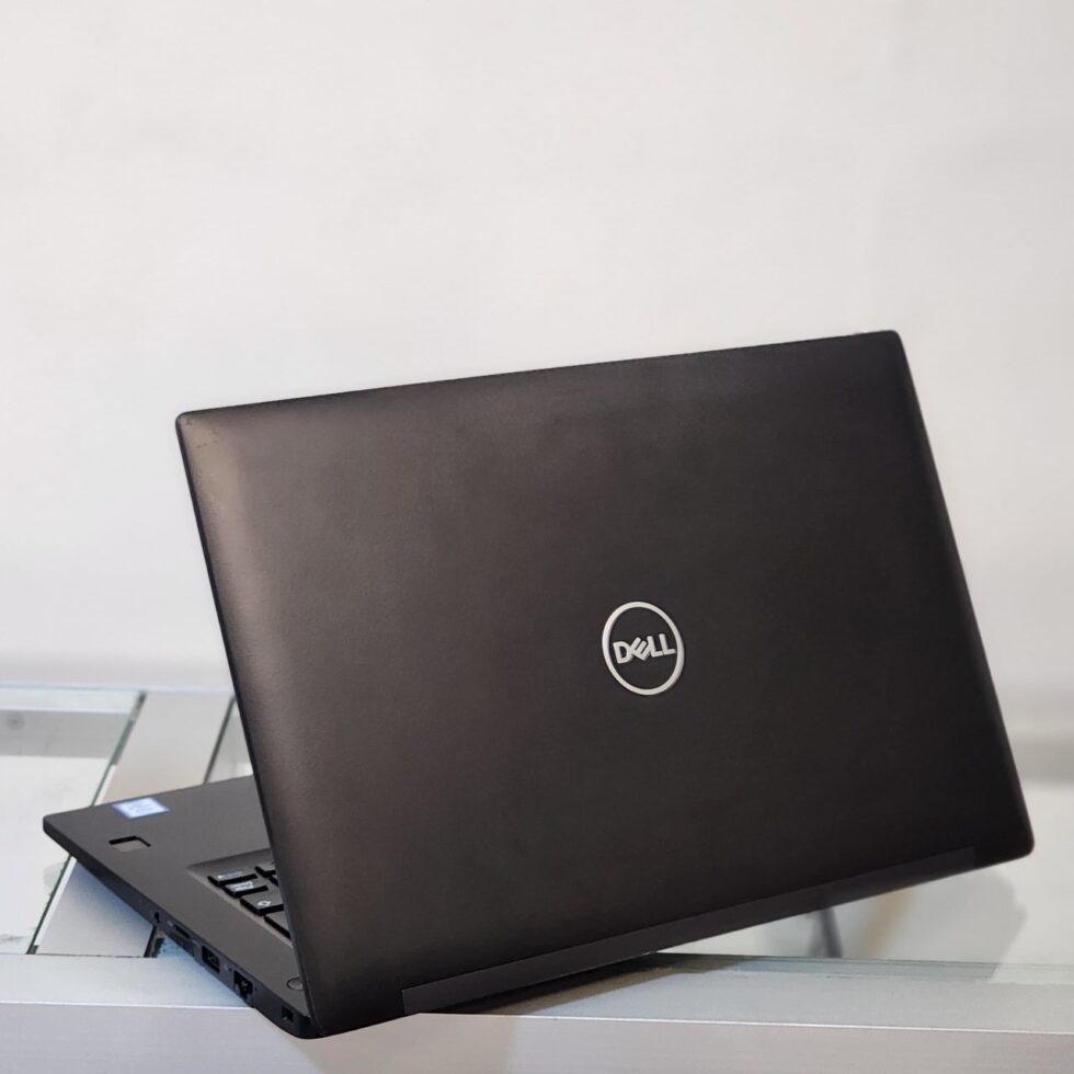 Ordinateur Portable Dell Latitude 7490, Intel Core-I5, 256Go Disque dur SSD, 8Go de RAM