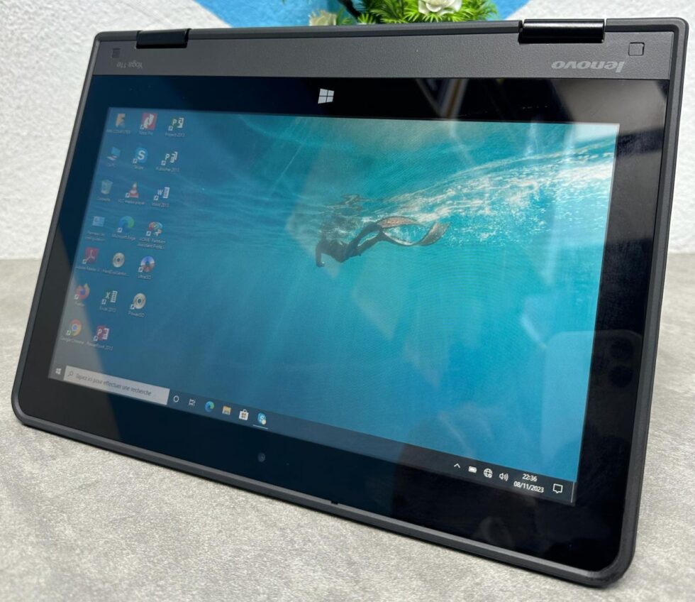 Ordinateur Portable Lenovo Yoga, Intel Quad-Core, 500Go Disque dur, 08Go de RAM, 12 rotatif 360°