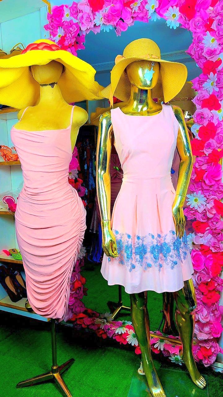 Robes femmes rose fleuries