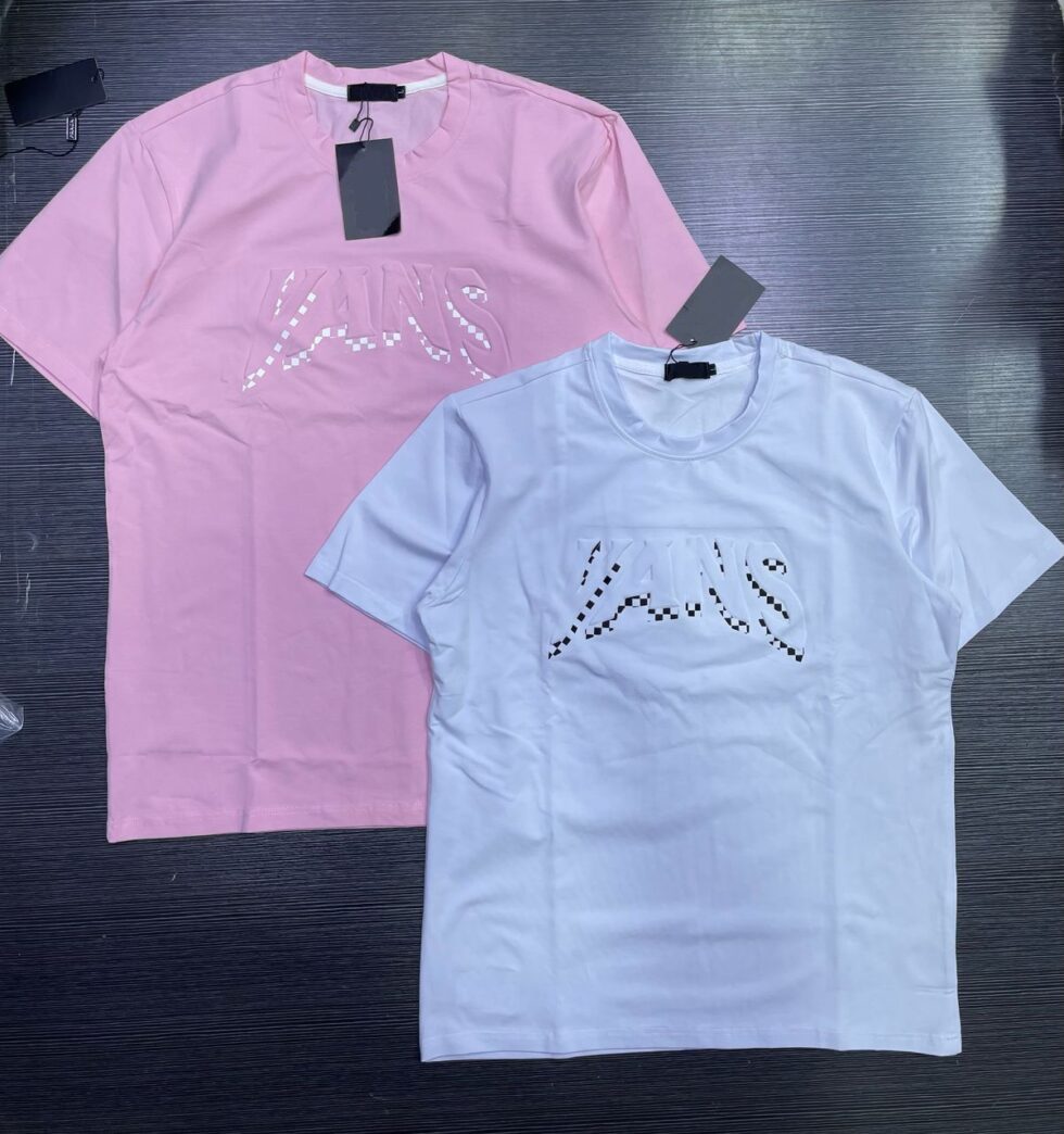T-shirt hommes et femmes