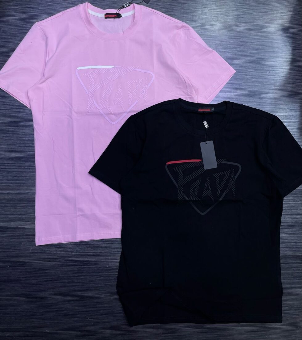 T-shirt hommes et femmes