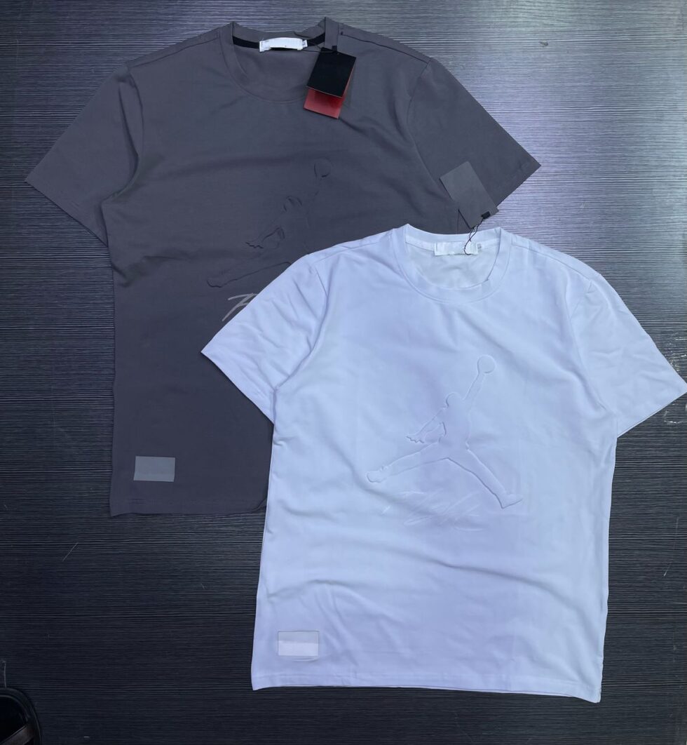 T-shirt hommes et femmes