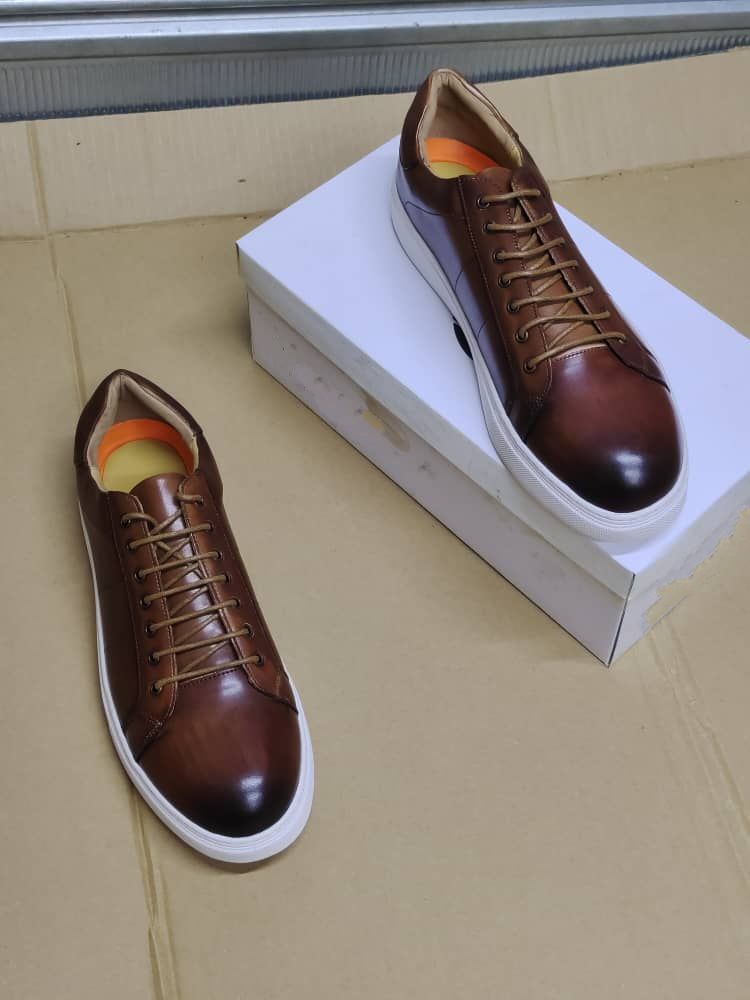 Chaussures hommes décontractées en cuir