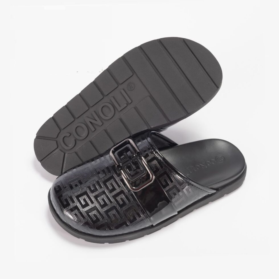 Chaussures noires pour enfants