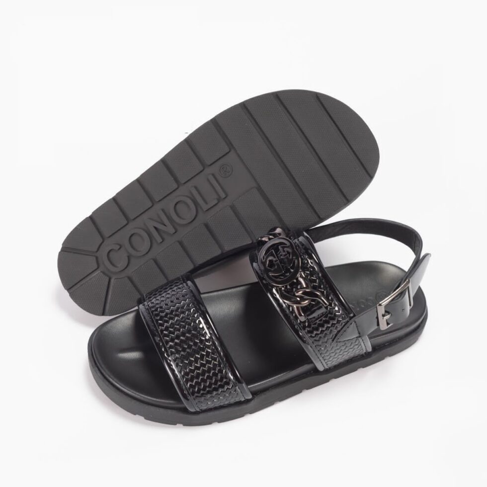 Chaussures noires pour enfants