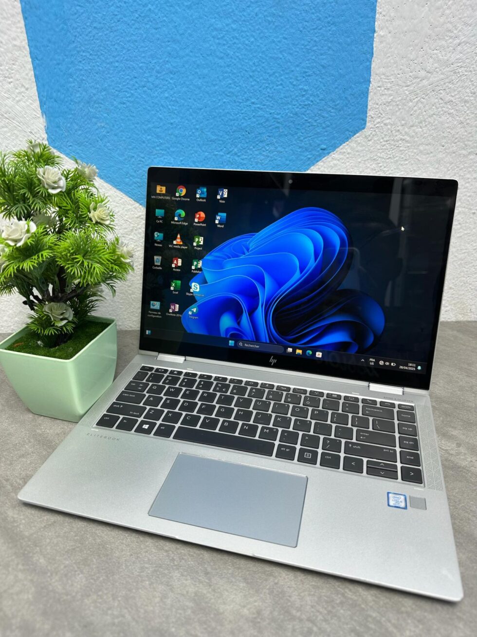 Ordinateur Portable HP Elitebook 1040 G3, Intel Core i5, 256Go Disque dur SSD, 8Go de RAM, 14