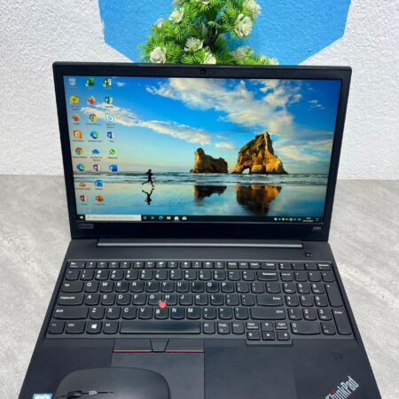 Ordinateur Portable Lenovo Thinkpad E570, Intel Core i5, 256Go Disque dur SSD, 16Go de RAM, 15