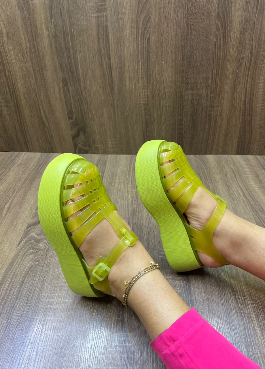 Sandales compensées pour femmes