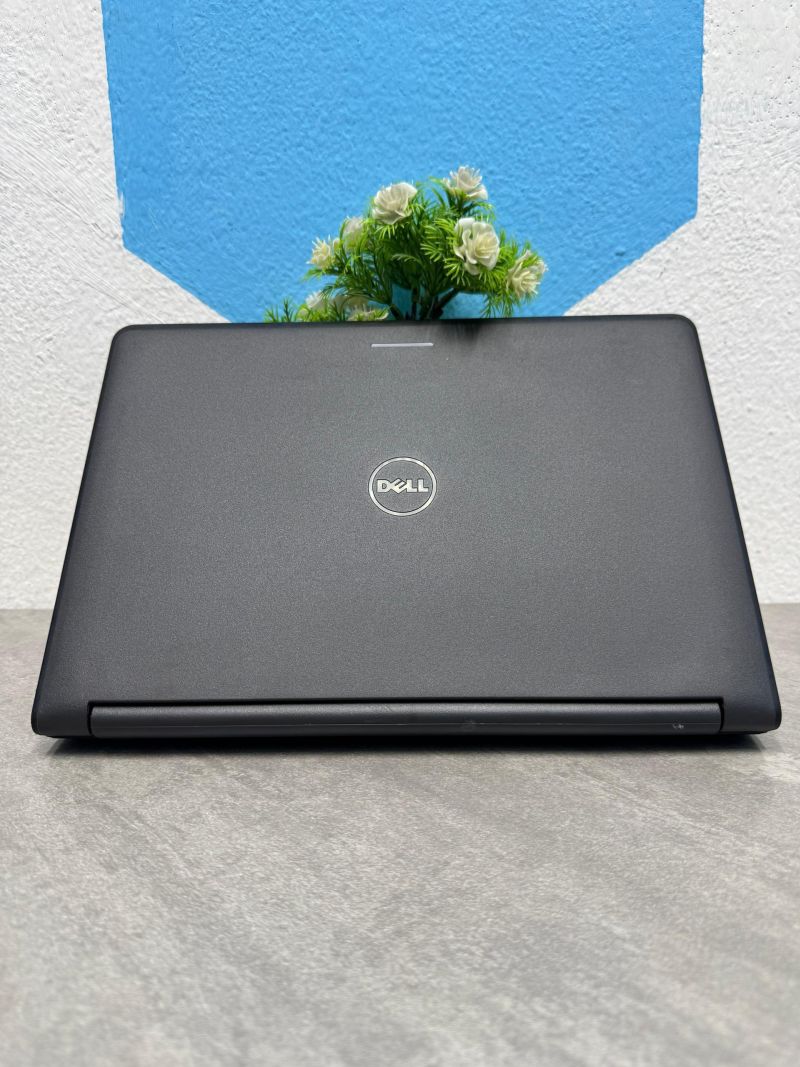 Ordinateur Portable Dell Latitude 3160, Intel Quad-core, 500Go Disque dur, 4Go de RAM, 12"